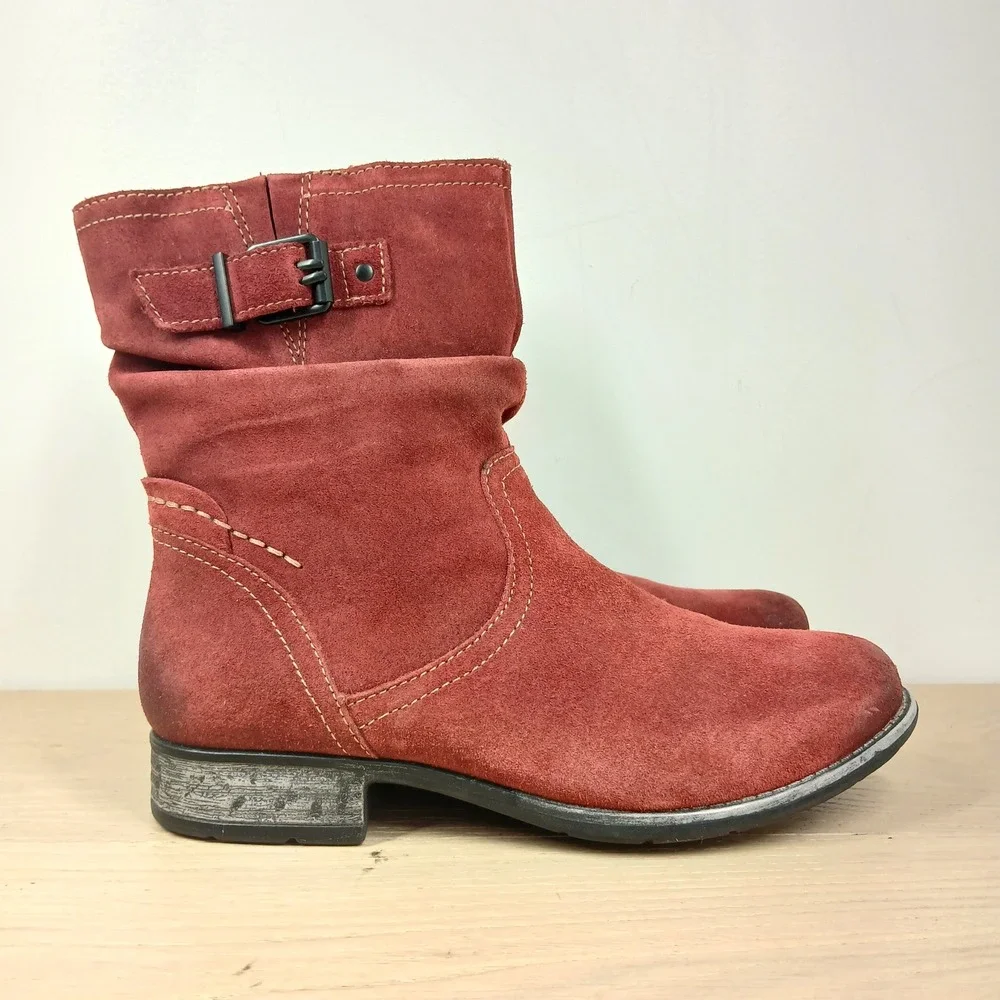 Earth Ankle Boots Women 8W Red Suede Slouchy Buckle Zip Relief Pod Mid Calf